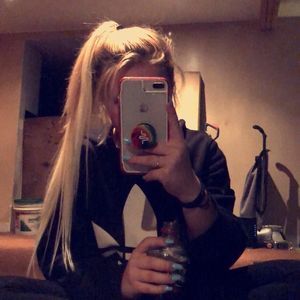 Meet your Posher, Kylee